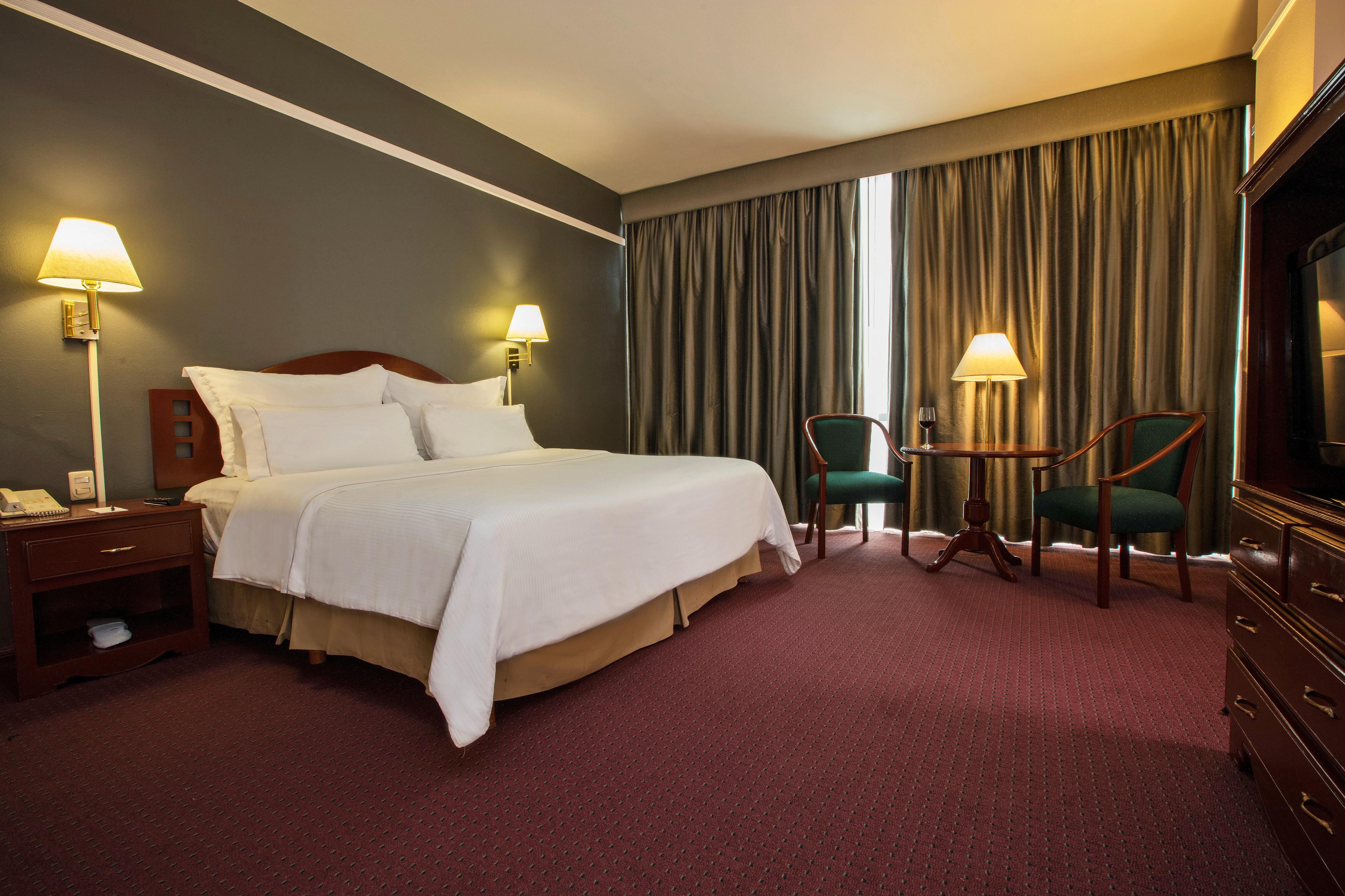 Krystal Monterrey Hotel Exterior photo