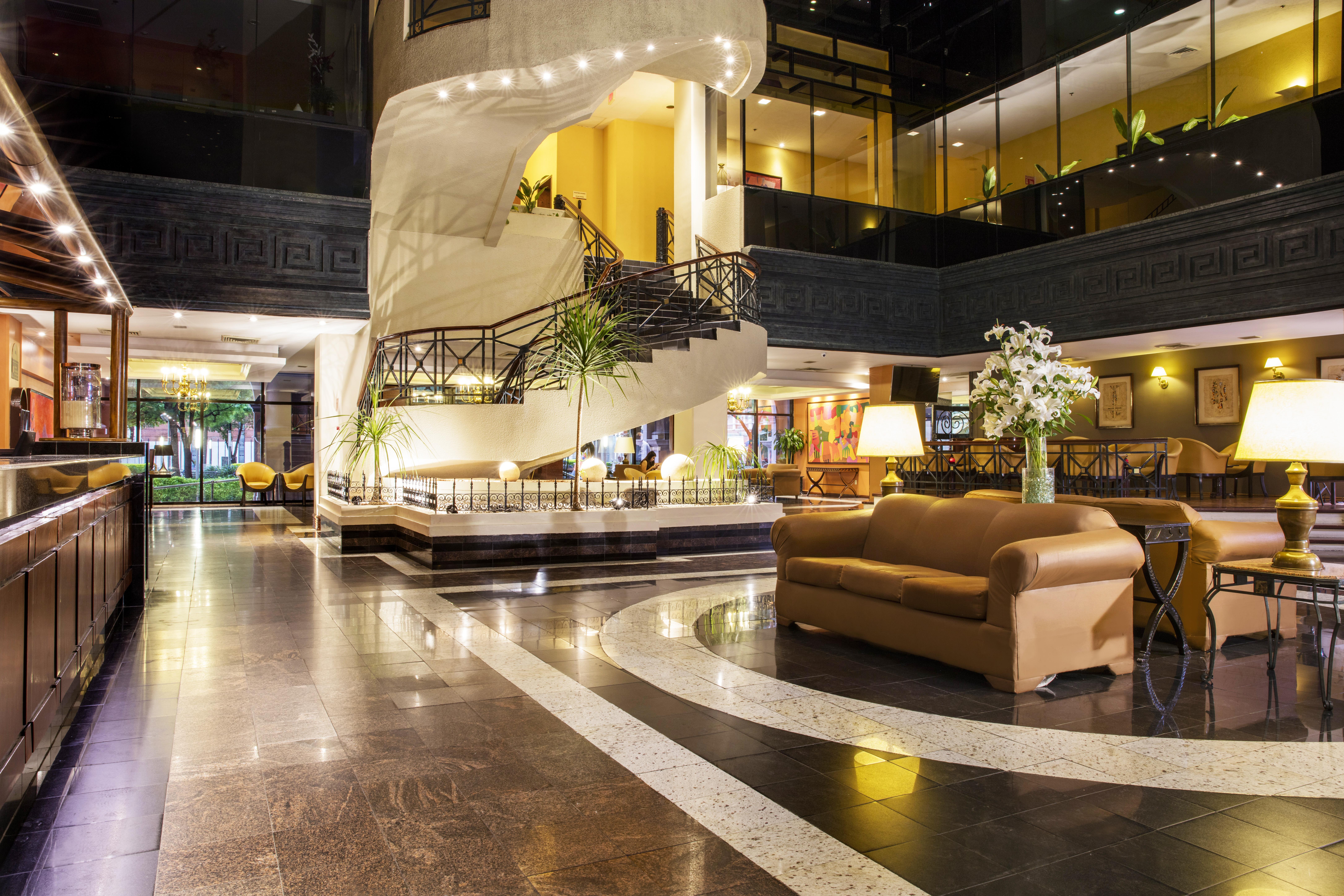 Krystal Monterrey Hotel Exterior photo