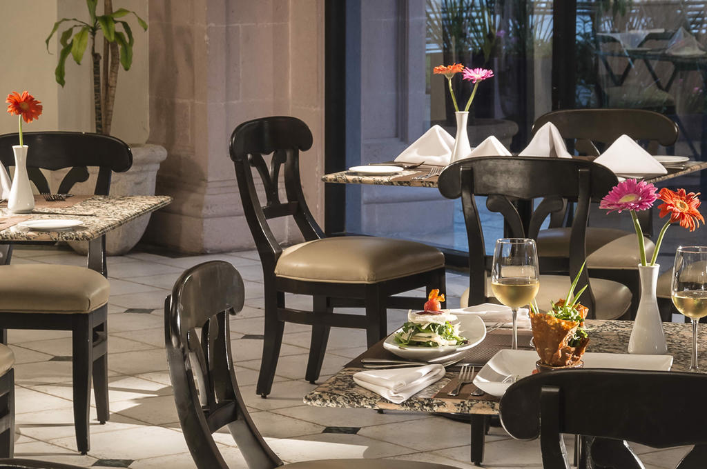 Krystal Monterrey Hotel Exterior photo