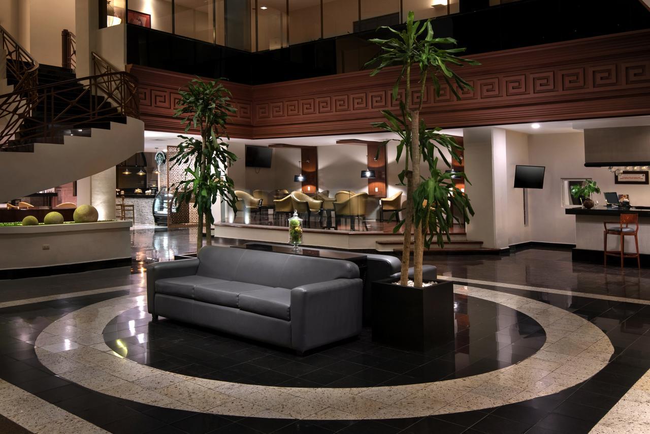 Krystal Monterrey Hotel Exterior photo